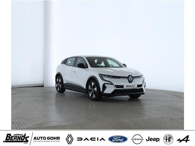 Gebraucht Renault Mégane Equilibre 96 kW (131 PS) 2022 Weiß Limousine