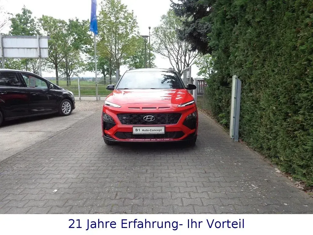 Gebraucht Hyundai Kona N Line 120 PS (88 kW) 2022 Rot SUV