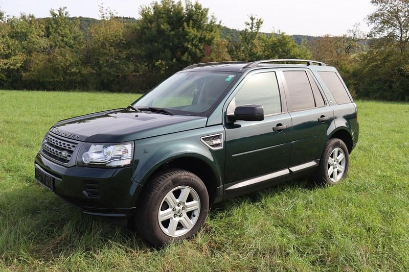 Grün Gebraucht 2013 Land Rover Freelander 2 S SUV | 7.300 € (Fairer Preis) - Bild 1/4
