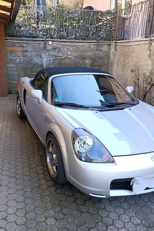 Silber Gebraucht 2000 Toyota MR2 Cabrio | 7.500 € (Teuer) - Bild 1/4