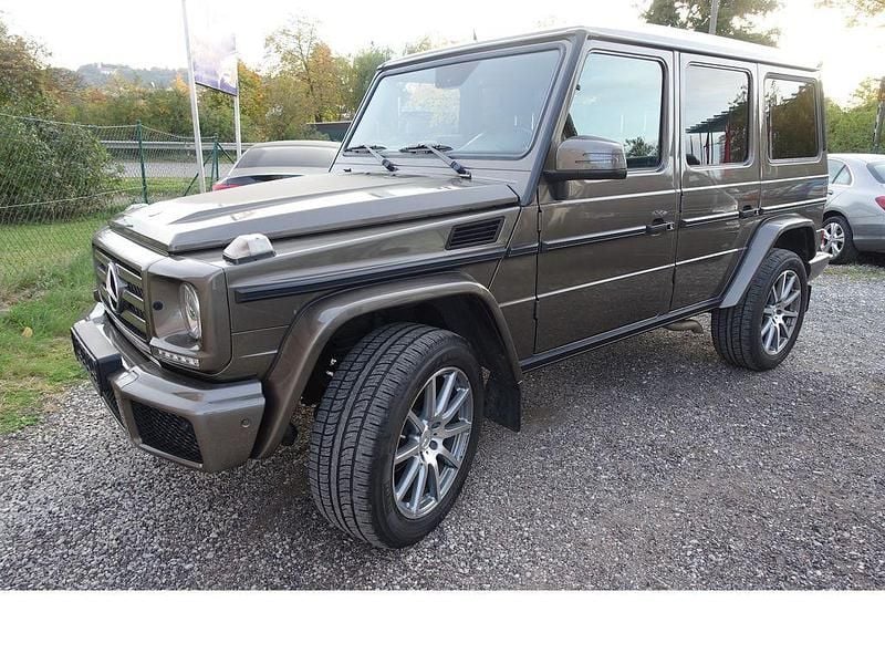 Grau Gebraucht 2018 Mercedes G350 SUV | 71.950 € (Superpreis) - Bild 1/4