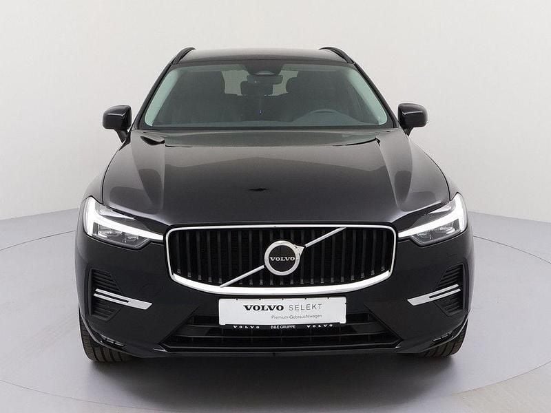 Gebraucht Volvo XC60 Core 197 PS (144 kW) 2024 Schwarz SUV