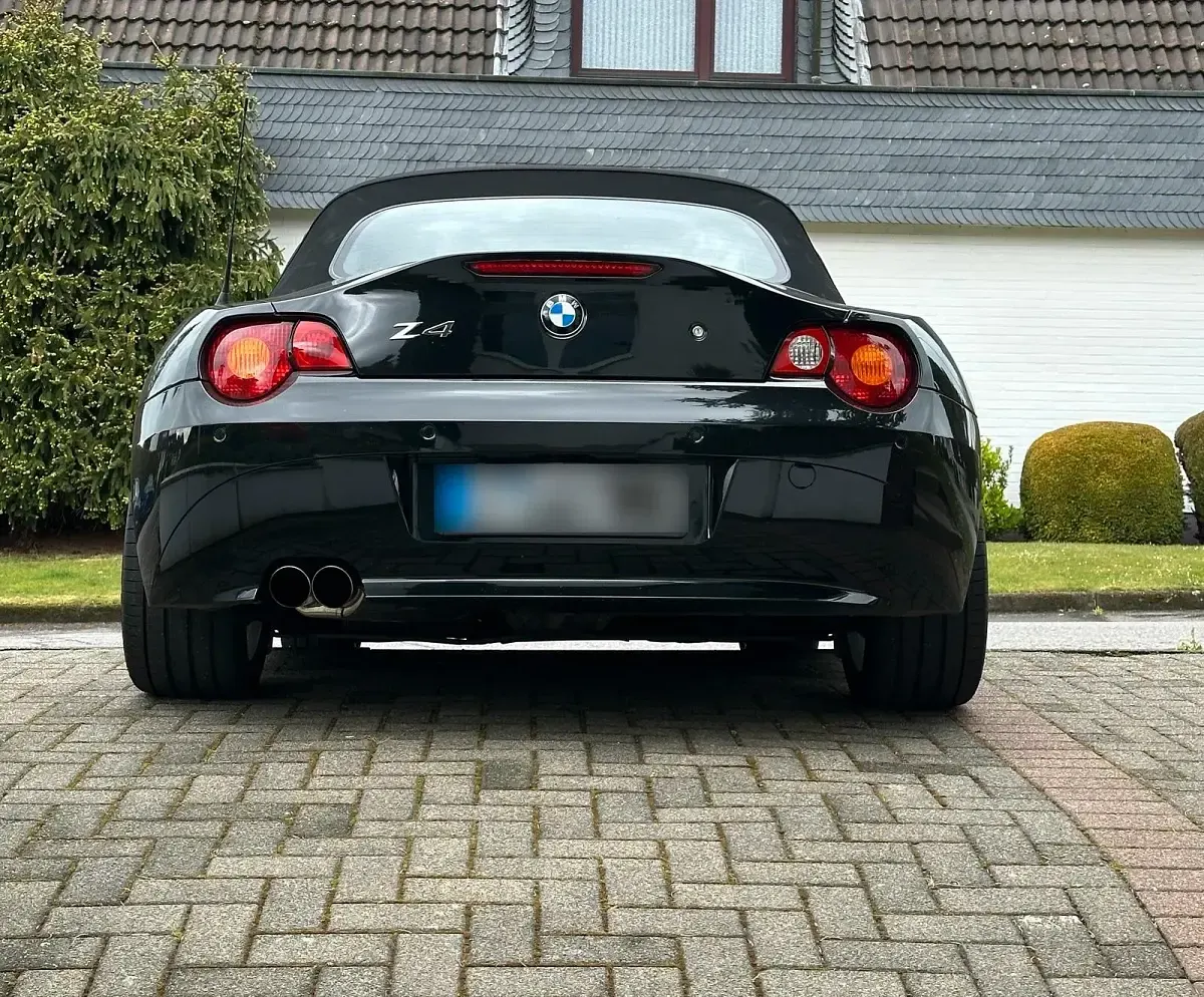 Gebraucht BMW Z4 M Sport 231 PS (169 kW) 2024 Schwarz Cabrio