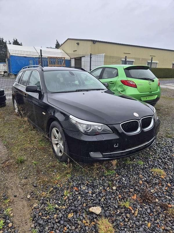 Gebraucht BMW 520 Exclusive 177 PS (130 kW) 2009 Kombi