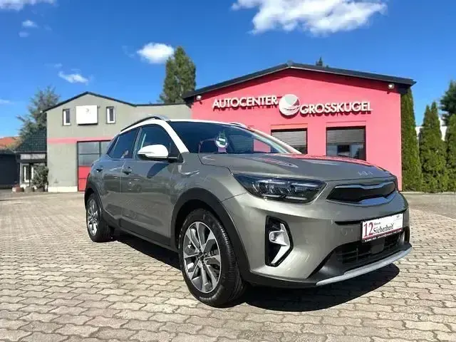 Gebraucht Kia Stonic Spirit 120 PS (88 kW) 2023 Andere SUV