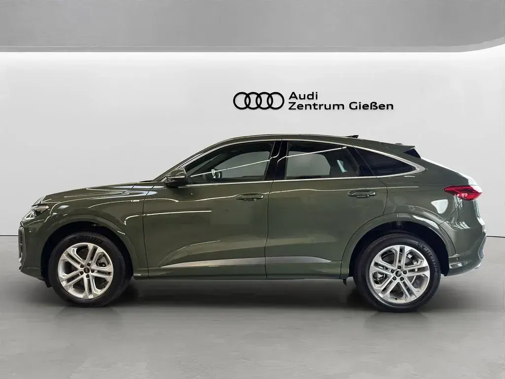 Gebraucht Audi Q5 Sportback S-Line 204 PS (150 kW) 2026 Grün SUV