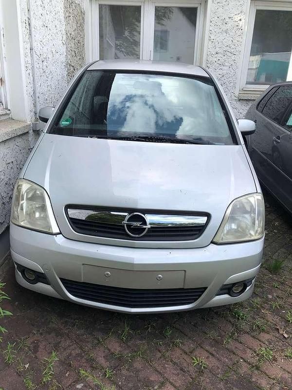 Silber Gebraucht 2008 Opel Meriva Innovation Van / Kleinbus | 3.000 € (Guter Preis) - Bild 1/4