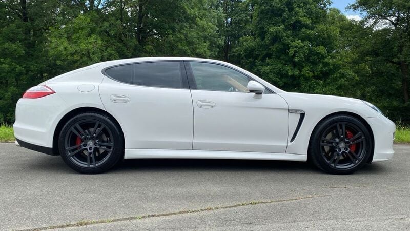Weiß Gebraucht 2012 Porsche Panamera Limousine | 22.750 € (Superpreis) - Bild 1/4