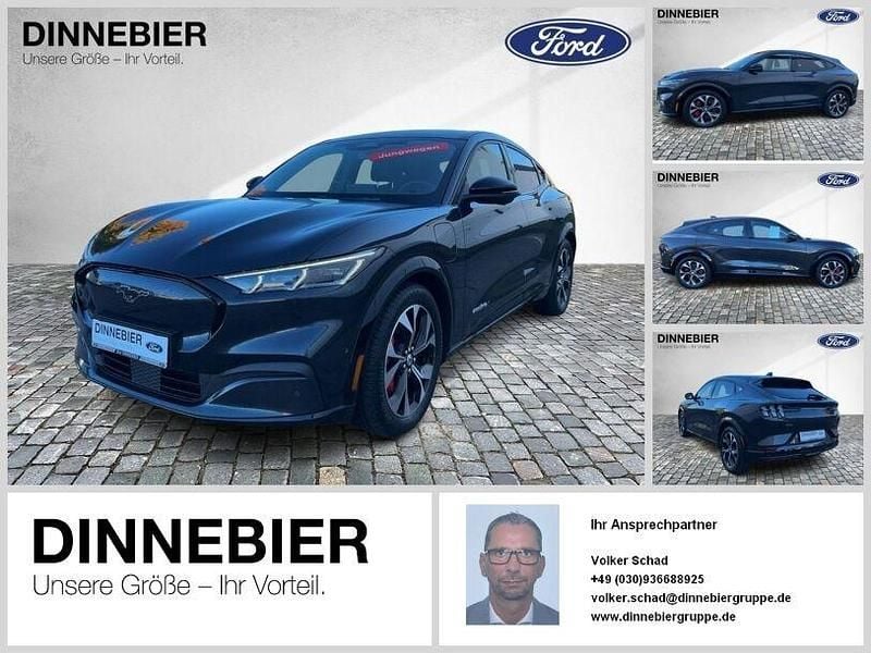Grau (metallic) Gebraucht 2022 Ford Mustang Mach-E SUV | 34.790 € (Guter Preis) - Bild 1/4