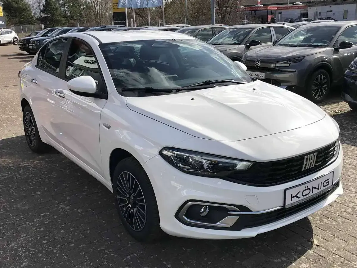 Gebraucht Fiat Tipo Urban 131 PS (96 kW) 2026 Weiß Limousine
