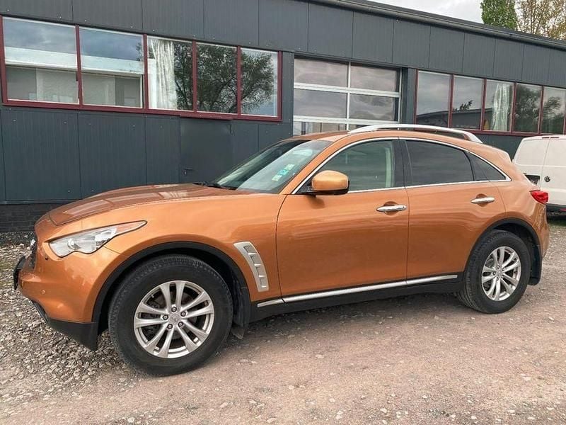 Braun Gebraucht 2009 Infiniti Fx35 SUV | 8.500 € - Bild 1/4