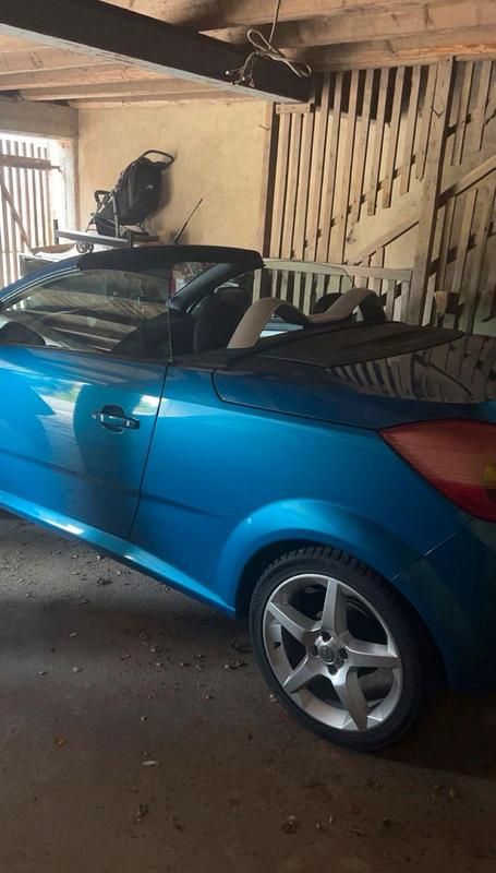 Gebraucht Opel Tigra 90 PS (66 kW) 2005 Blau Cabrio