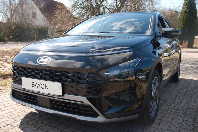 Gebraucht Hyundai Bayon Trend 101 PS (74 kW) 2025 Schwarz SUV