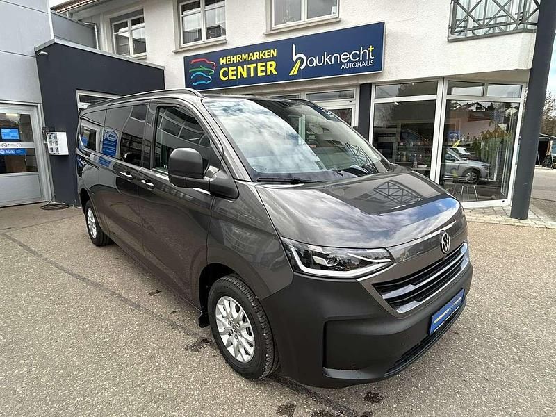 Neu VW T7 Style 150 PS (110 kW) 2025 Graphite dust metallic Van