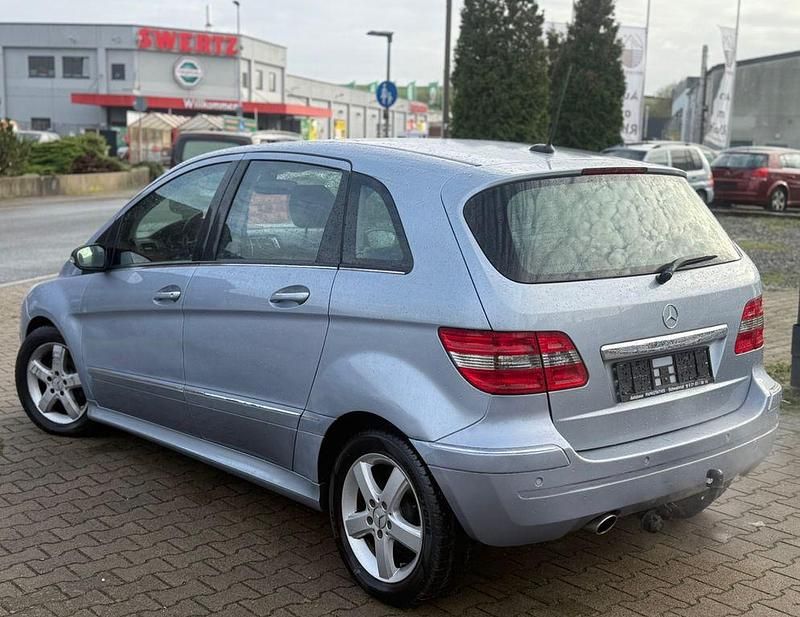 Gebraucht Mercedes B200 136 PS (100 kW) 2006 Van / Kleinbus