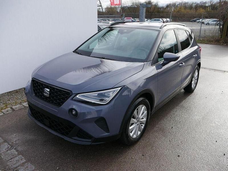 Gebraucht Seat Arona Style 116 PS (85 kW) 2025 Grau / dach schwarz SUV