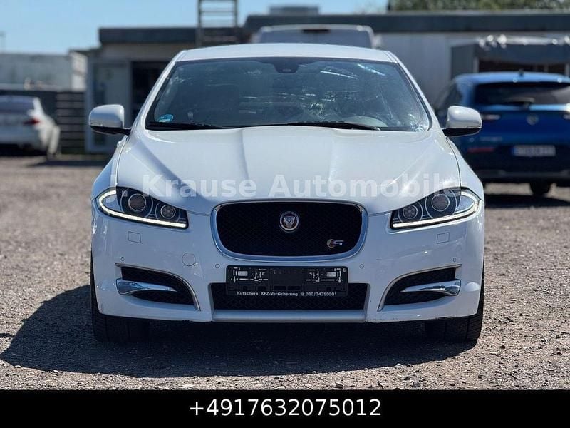 Gebraucht Jaguar XF R-Sport 241 PS (177 kW) 2015 Weiß Limousine