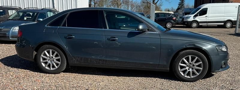 Second-hand Audi A4 160 CP (117 kW) 2008 Gri Berlinǎ