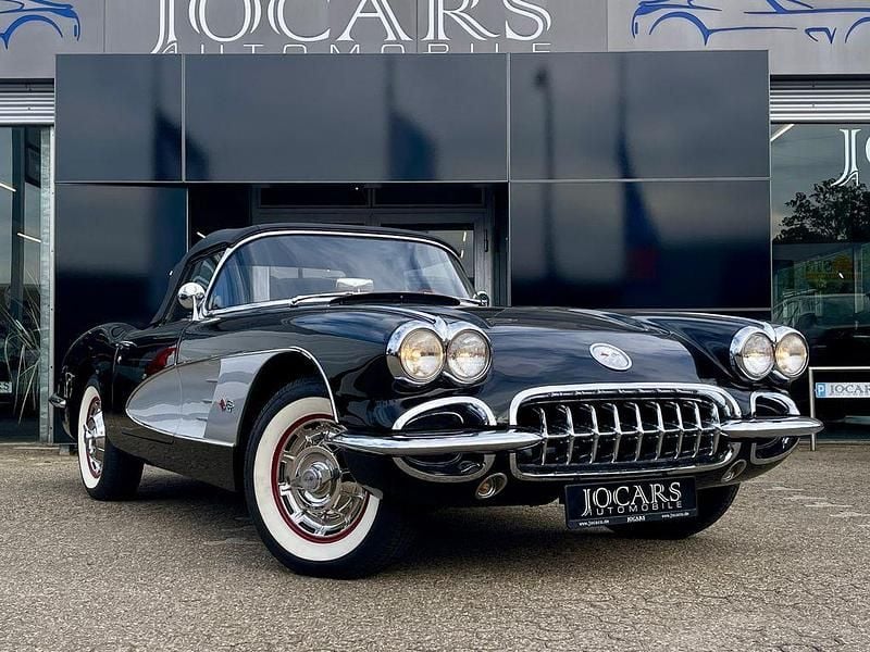 Schwarz Gebraucht 1960 Corvette C1 Cabrio | 112.950 € - Bild 1/4