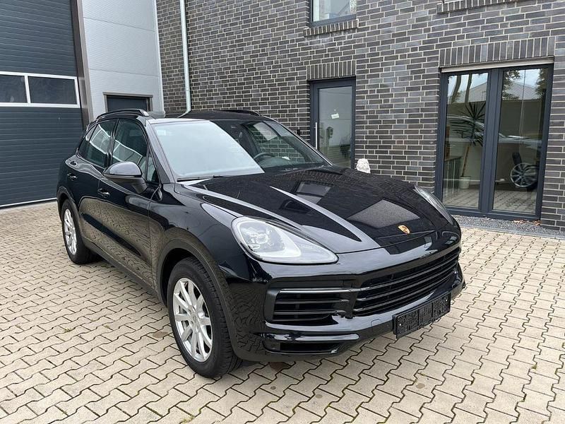 Schwarz Gebraucht 2020 Porsche Cayenne S SUV | 49.700 € - Bild 1/4