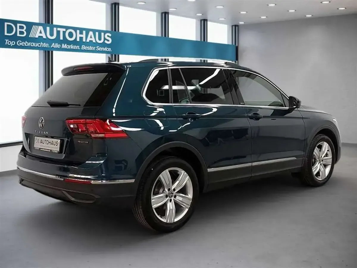 Gebraucht VW Tiguan Move 190 PS (139 kW) 2024 Blau SUV