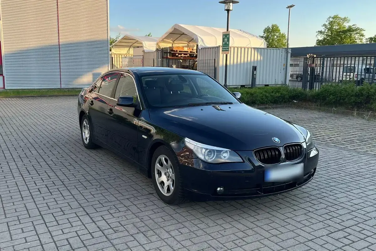 Occasion BMW 520 170 ch (125 kW) 2005 Bleue Berline