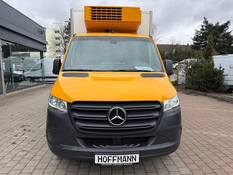 Używany Mercedes Sprinter 114 KM (83 kW) 2020 Żółty Van