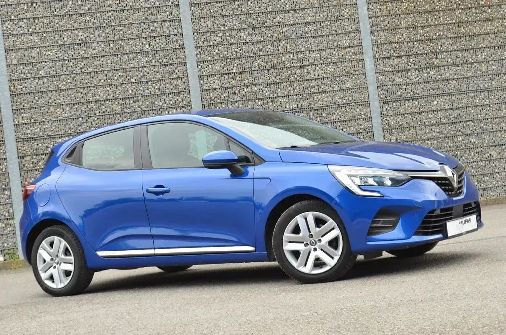Używany Renault Clio V Experience 86 KM (63 kW) 2020 Niebieski Sedan/Limuzyna