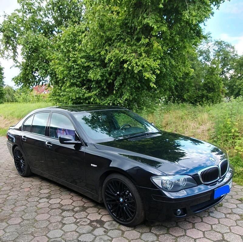 Schwarz Gebraucht 2007 BMW 730 Limousine | 12.999 € - Bild 1/4