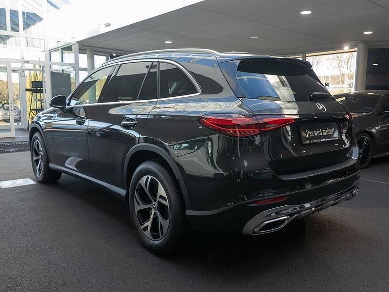 Gebraucht Mercedes GLC220 197 PS (144 kW) 2023 Grau SUV