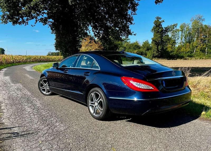Gebraucht Mercedes CLS350 252 PS (185 kW) 2014 Blau Coupé