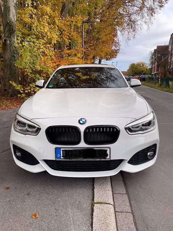 Weiß Gebraucht 2017 BMW 118 M Sport Kleinwagen | 14.500 € (Superpreis) - Bild 1/4