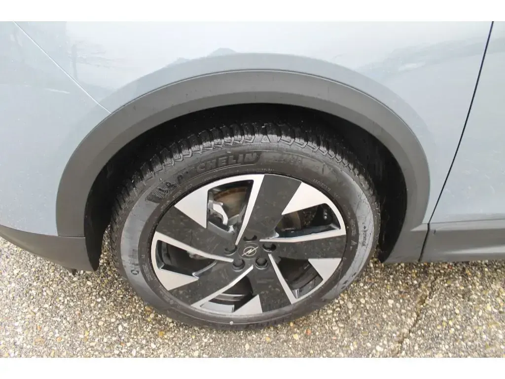 Gebraucht Opel Grandland X 145 PS (106 kW) 2025 Grafik grau SUV