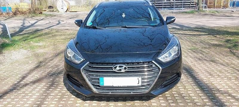 Gebraucht Hyundai i40 Style 141 PS (103 kW) 2017 Kombi
