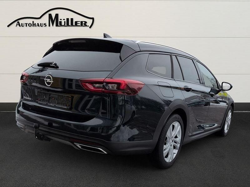 Gebraucht Opel Insignia Country Tourer Exklusiv 209 PS (153 kW) 2017 Smaragd gruen (mi) Kombi