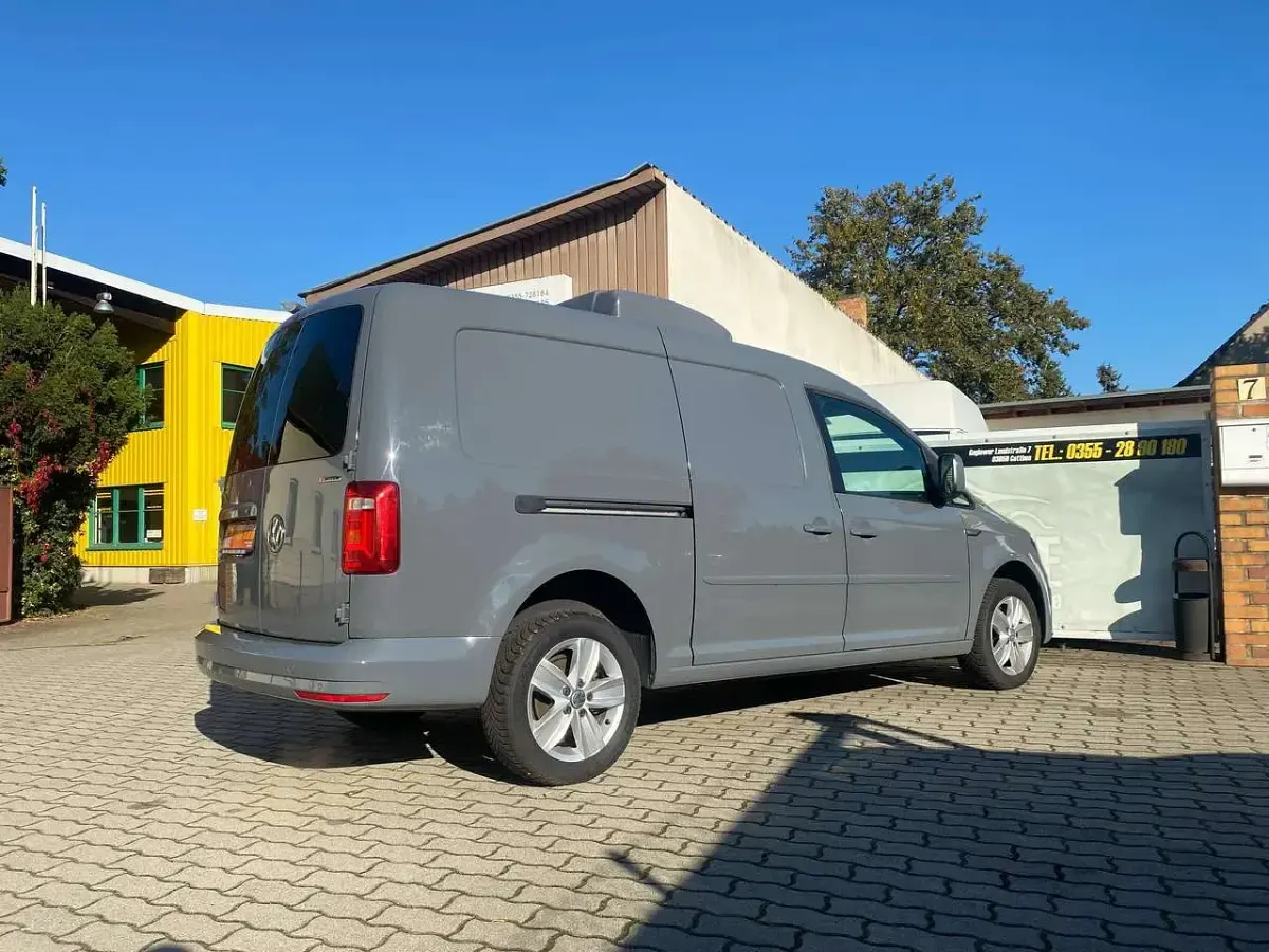 Gebraucht VW Caddy Maxi 150 PS (110 kW) 2018 Pure grey Van / Kleinbus