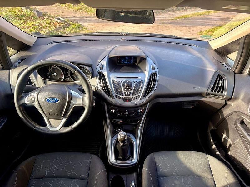 Gebraucht Ford B-MAX 101 PS (74 kW) 2013 Silber Van / Kleinbus