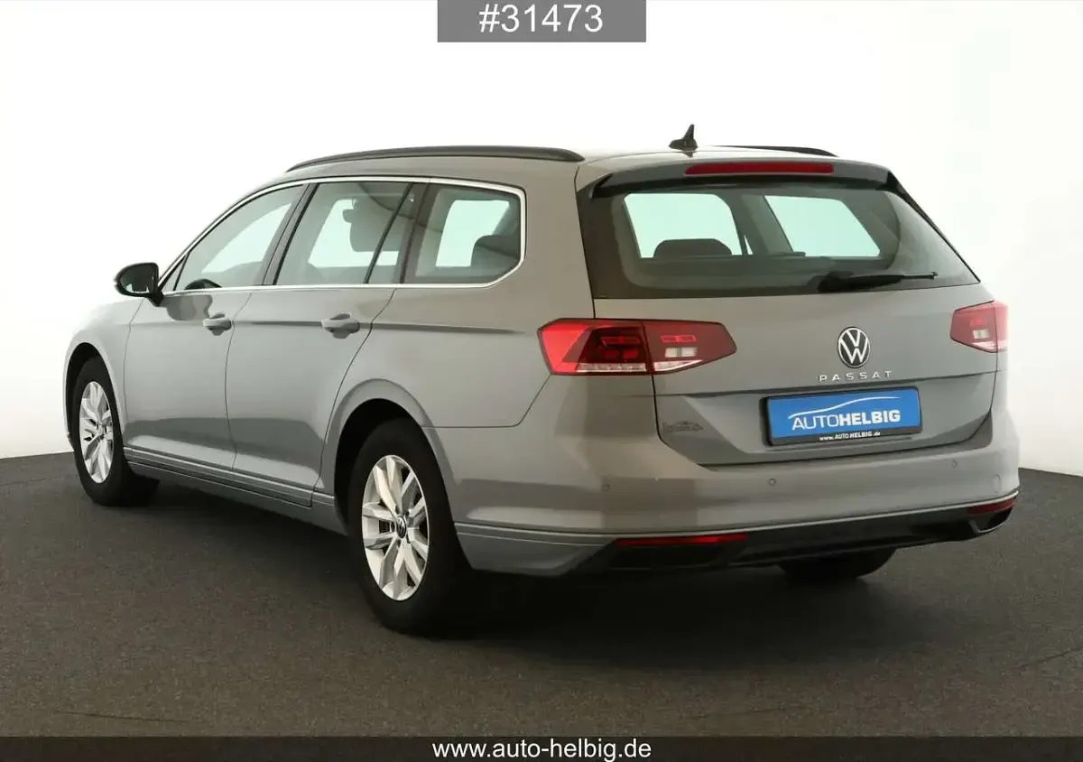 Gebraucht VW Passat Business 150 PS (110 kW) 2022 Grau Kombi