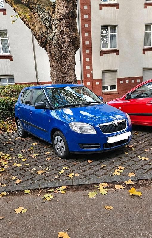 Blau Gebraucht 2007 Skoda Fabia Kleinwagen | 800 € (Superpreis) - Bild 1/4
