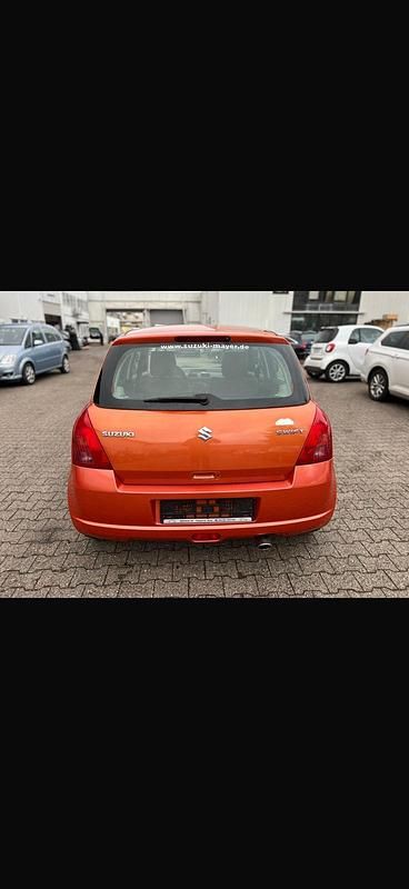 Gebraucht Suzuki Swift 97 PS (71 kW) 2006 Orange Kleinwagen