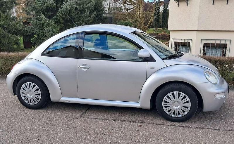 Gebraucht VW Beetle Comfortline 116 PS (85 kW) 2001 Silber