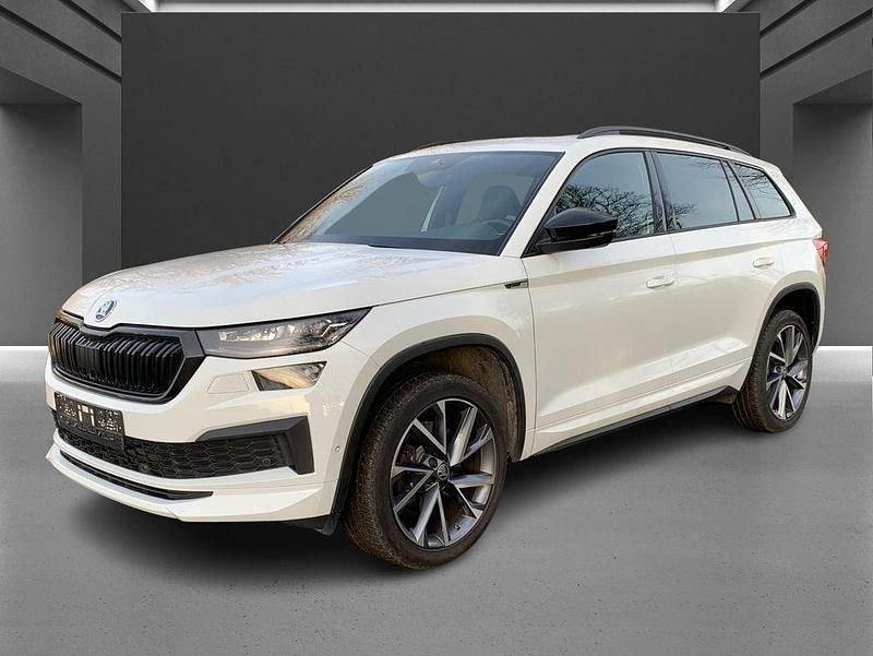 Moonweiss metallic Gebraucht 2022 Skoda Kodiaq SportLine SUV | 27.490 € (Etwas zu teuer) - Bild 1/4
