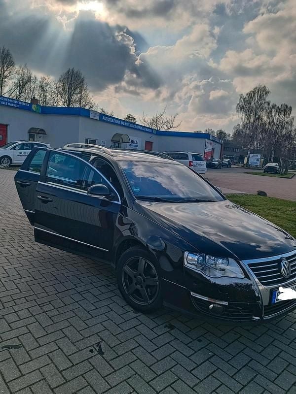 Gebraucht VW Passat 105 PS (77 kW) 2008 Schwarz Kombi