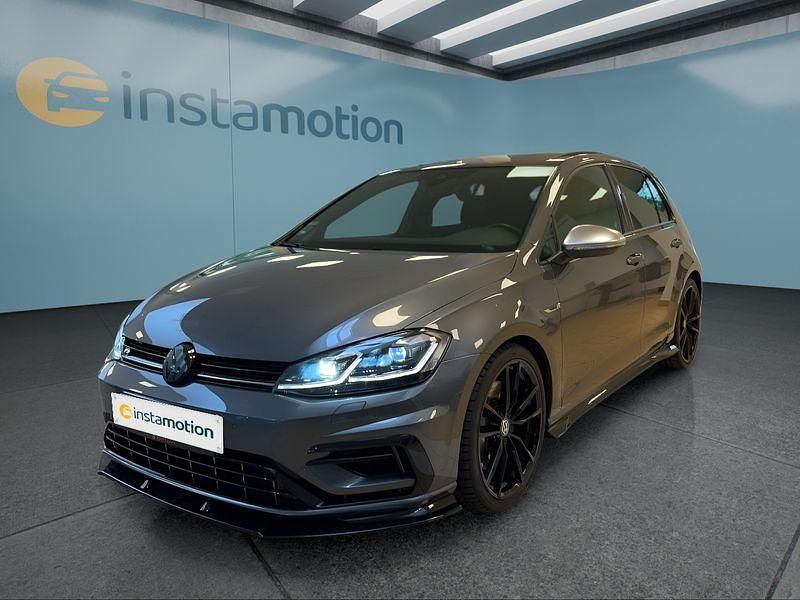Grau Gebraucht 2020 VW Golf VII R Kleinwagen | 36.099 € - Bild 1/4