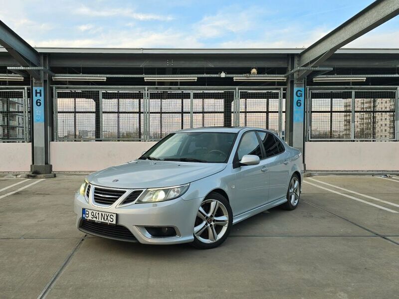 Grau Gebraucht 2010 Saab 9-3 Aero Limousine | 8.690 € - Bild 1/4