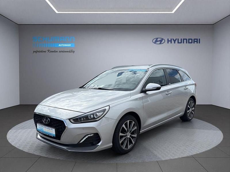 Silber Gebraucht 2020 Hyundai i30 Premium Kombi | 16.990 € (Fairer Preis) - Bild 1/4