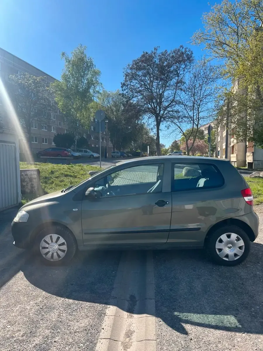 Używany VW Fox 55 KM (40 kW) 2006 Zielony Hatchback