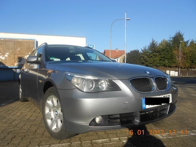 Gebraucht BMW 525 194 PS (142 kW) 2004 Silber metallic Kombi