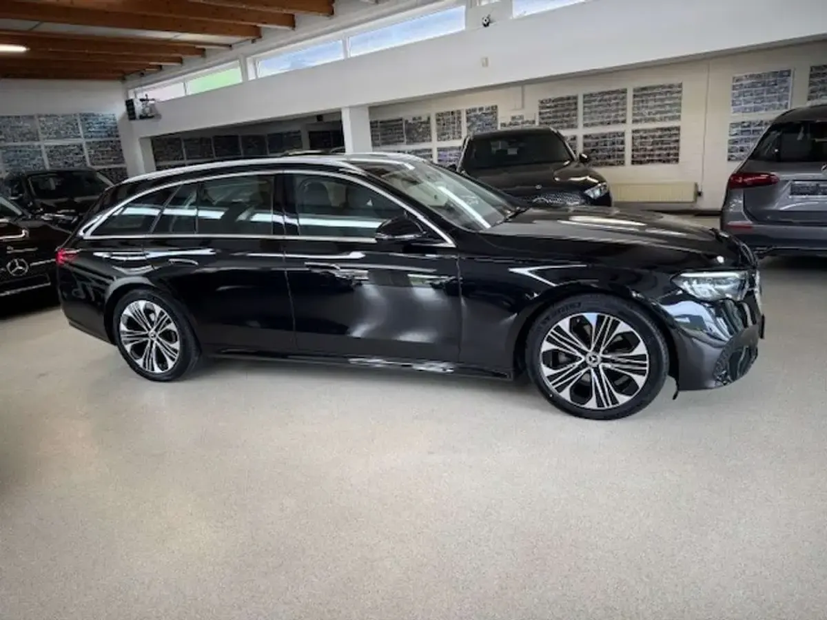 Brugt Mercedes E220 197 HK (144 kW) 2025 Grå Stationcar
