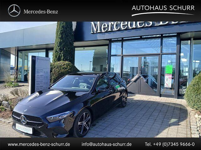Schwarz Gebraucht 2025 Mercedes A200 Progressive Kleinwagen | 32.700 € (Etwas zu teuer) - Bild 1/4